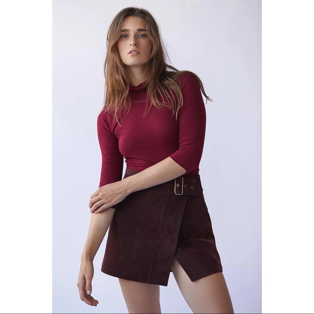 Free People Burgundy Modern Turtleneck Top Sz M